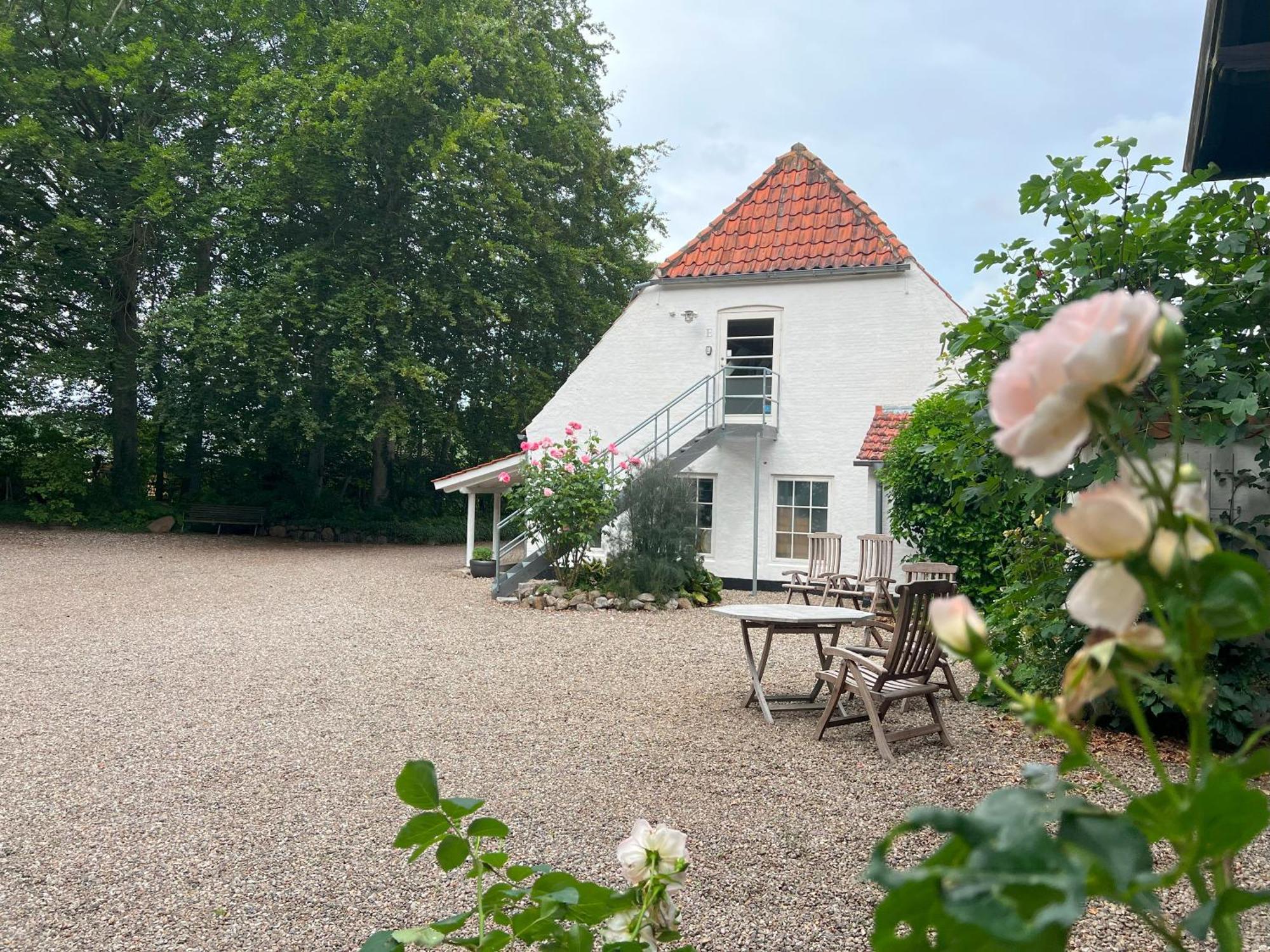 Skovridergaardens Ferielejligheder Aabenraa Bagian luar foto